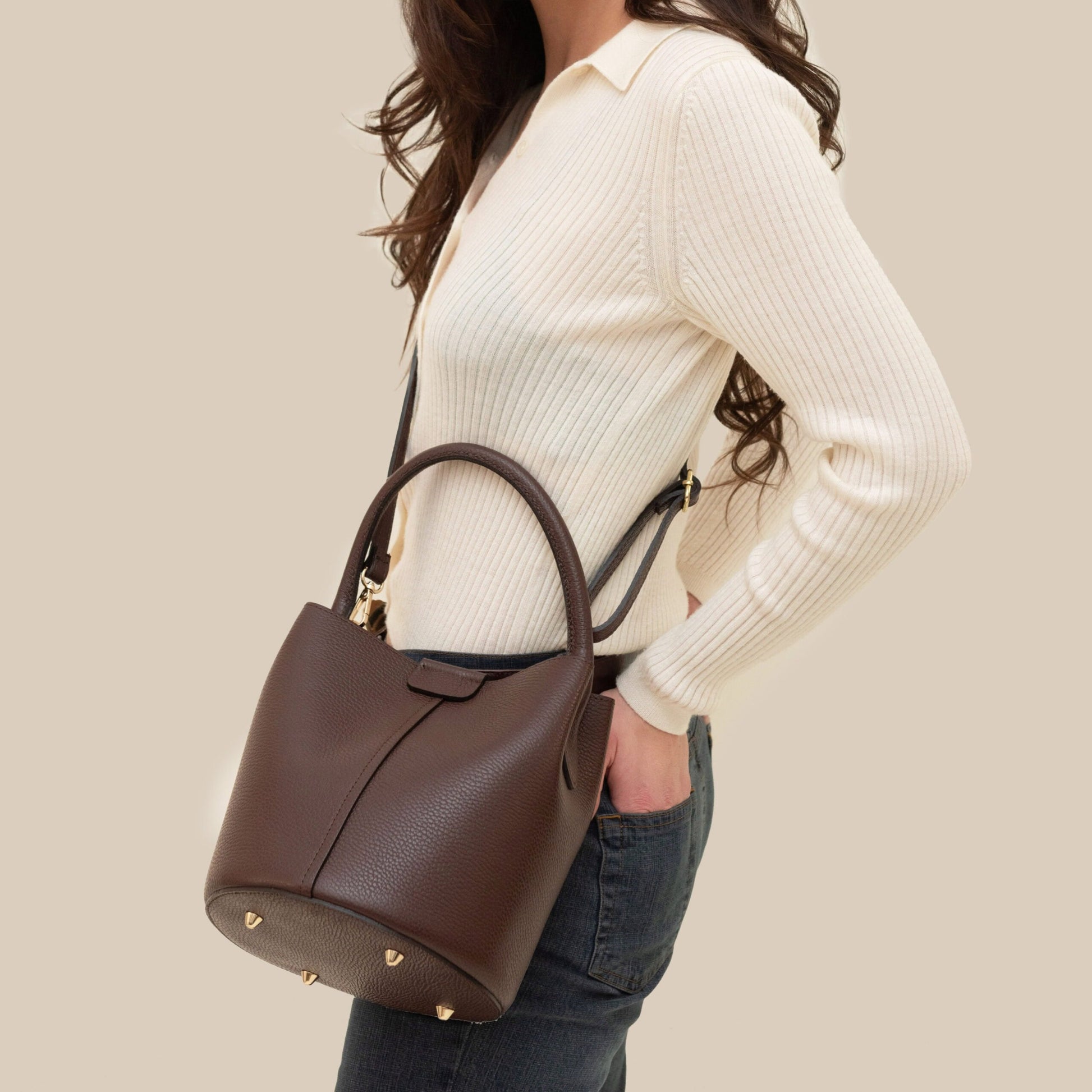 Bucket Leather Handbag Vilanera - 2