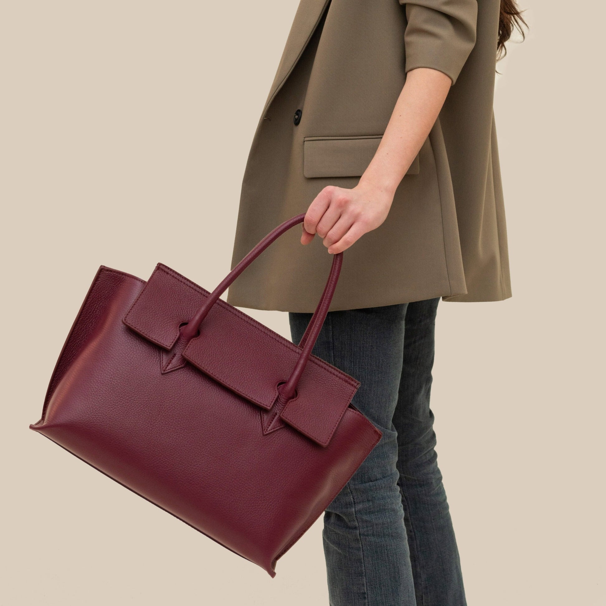 Top Handle Leather Handbag Vilanera - 2