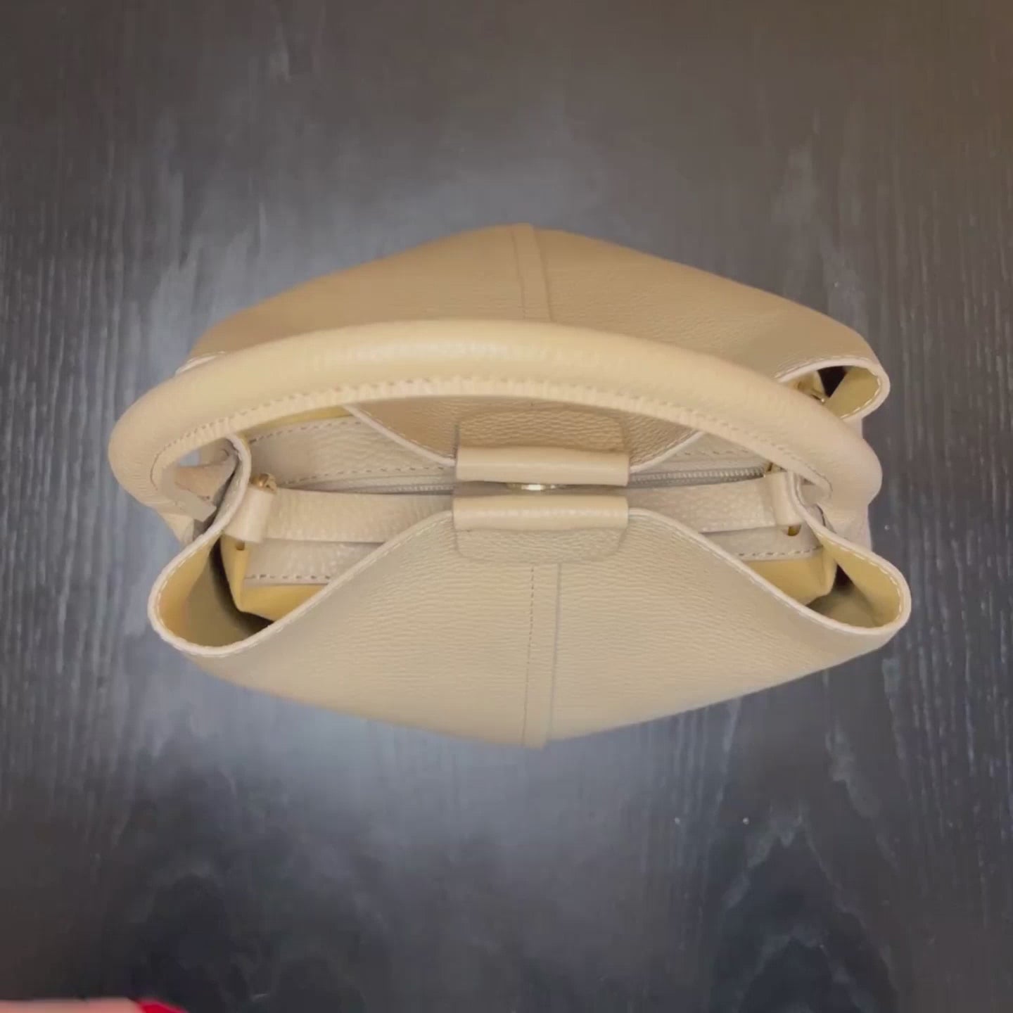 Load video: Zoe – Taupe Leather Bucket Bag